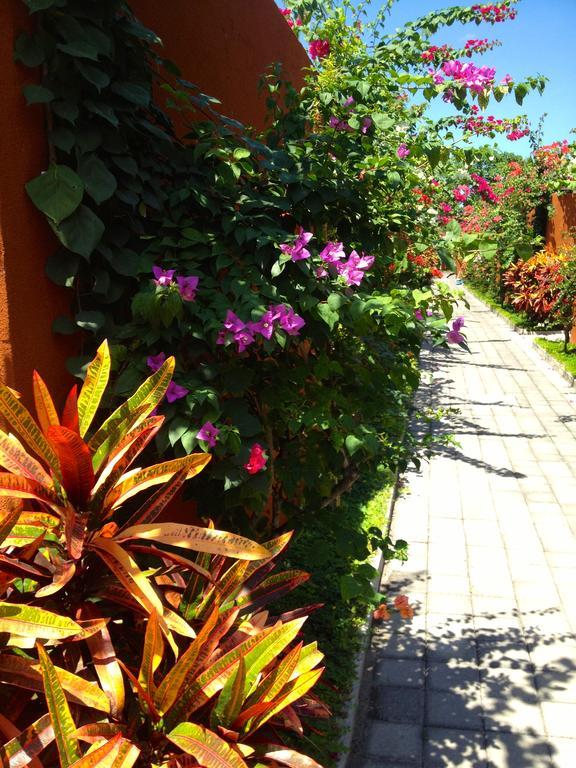 Villa Bali Asri Batubelig Seminyak  Luaran gambar