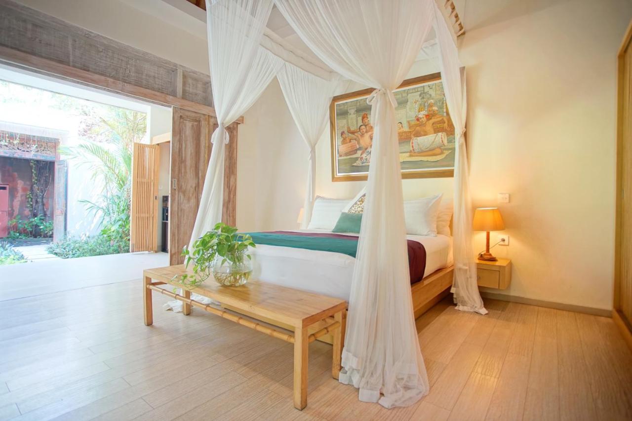 Villa Bali Asri Batubelig Seminyak  Luaran gambar