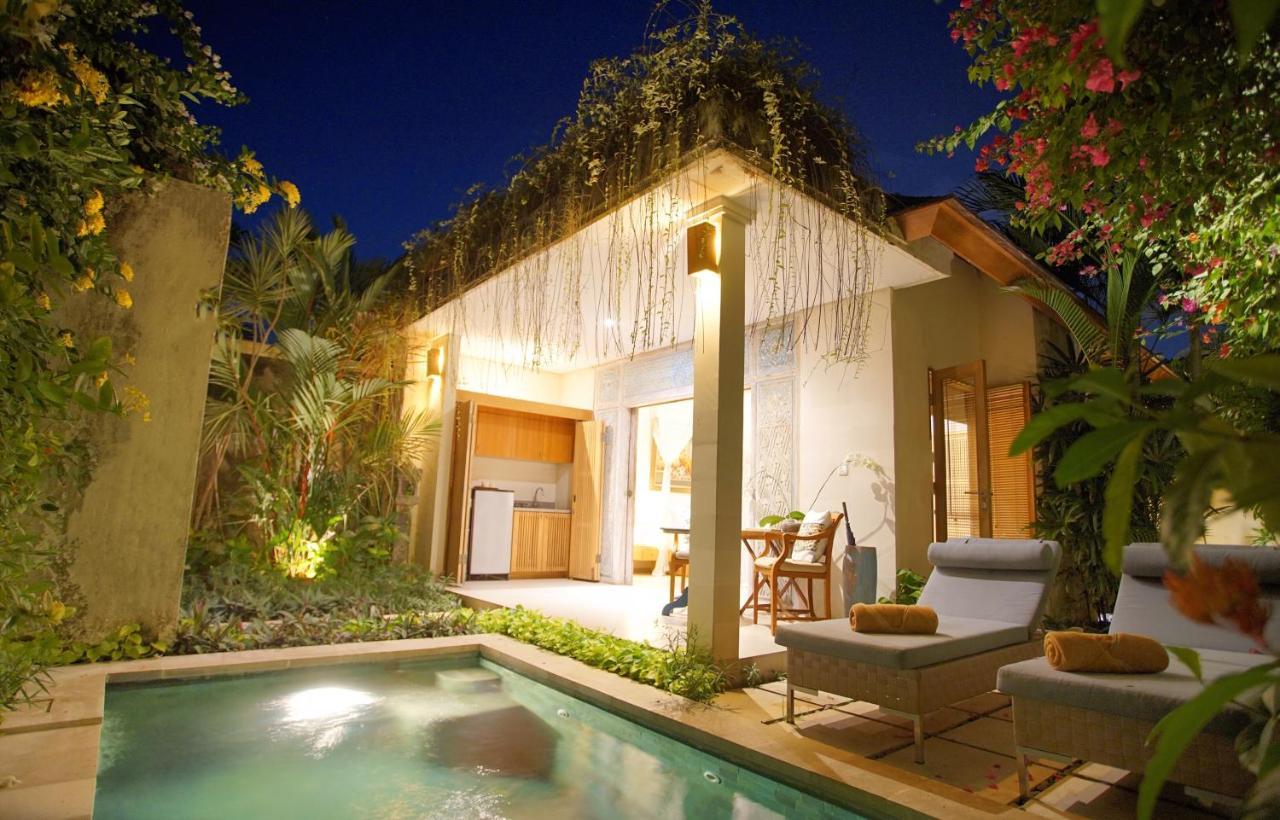Villa Bali Asri Batubelig Seminyak  Luaran gambar