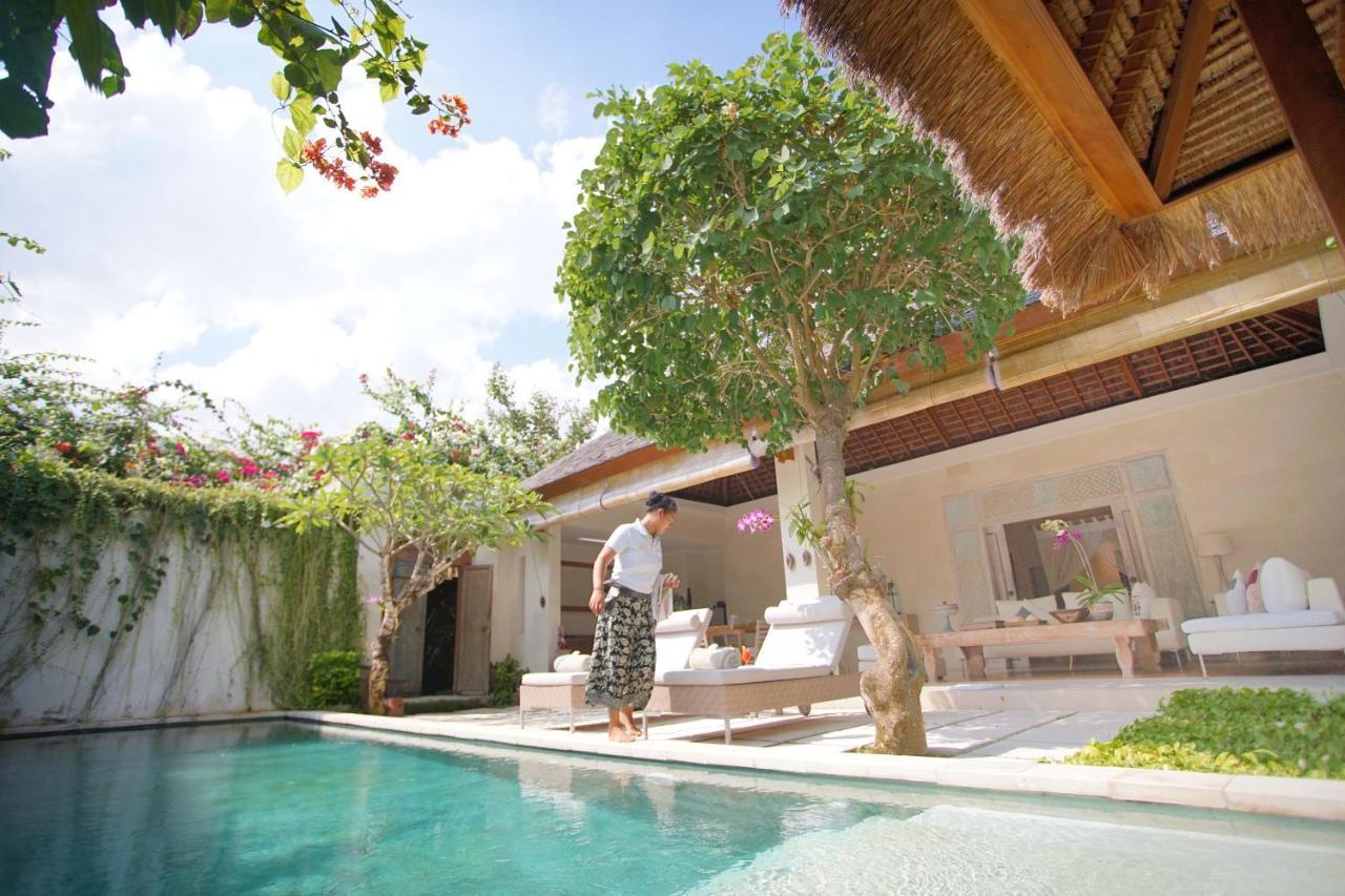 Villa Bali Asri Batubelig Seminyak  Luaran gambar