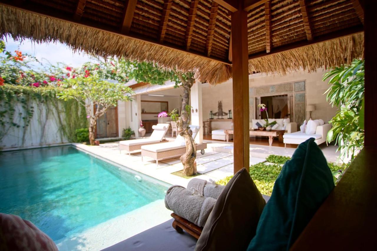 Villa Bali Asri Batubelig Seminyak  Luaran gambar