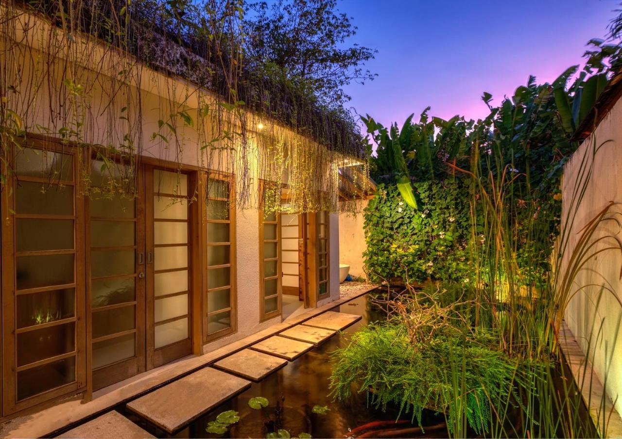 Villa Bali Asri Batubelig Seminyak  Luaran gambar