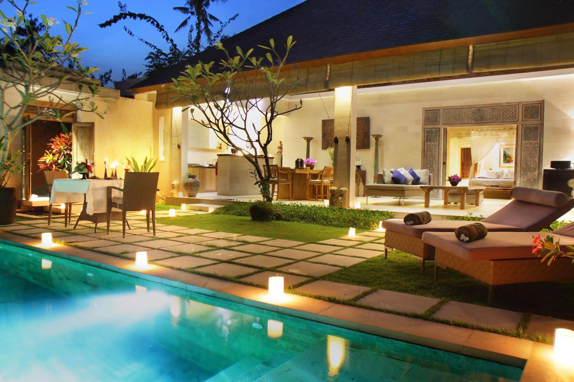 Villa Bali Asri Batubelig Seminyak  Luaran gambar