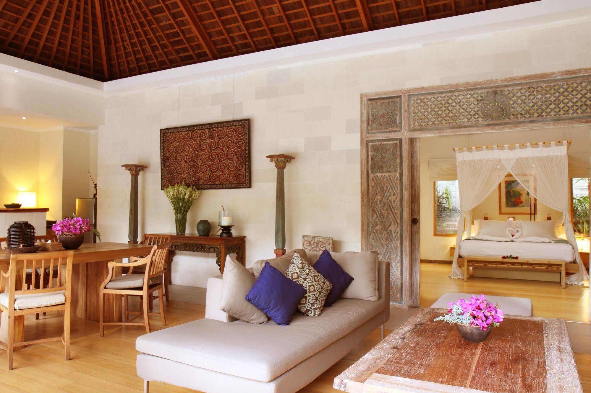 Villa Bali Asri Batubelig Seminyak  Luaran gambar